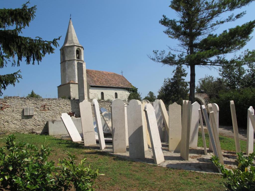Foki Apartman Sopron Exterior photo